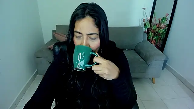 Adele Sweett online show from 02-24-26, 11:00