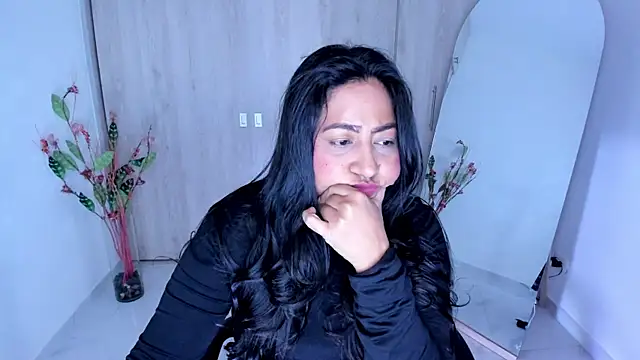Adele Sweett online show from 07-18-26, 11:08