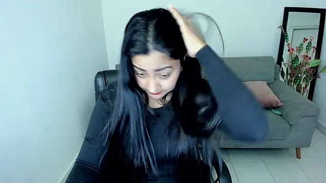 Adele Sweett online show from 11-20-25, 10:38