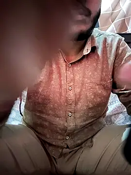 Snapshot of Rainted_Boyfriend_00x chatting on 12-20-24, 06:19 Rainted Boyfriend 00x online show from 12-20-24, 06:19