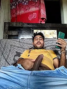 Snapshot of Rainted_Boyfriend_00x chatting on 10-03-25, 09:33 Rainted Boyfriend 00x online show from 10-03-25, 09:33