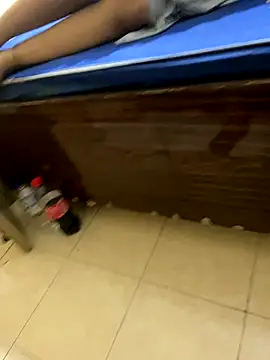 United3 online show from 10-04-25, 01:23