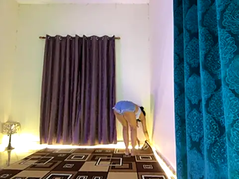 SEXY JENNY  online show from 10-31-25, 03:08