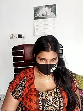 Snapshot of Hot-Angel_ chatting on 04-21-26, 02:51 Hot-Angel online show from 04-21-26, 02:51