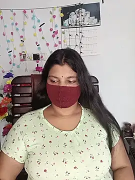 Hot-Angel  online show from 06-13-26, 01:36