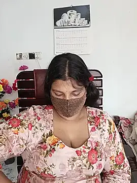 Snapshot of Hot-Angel_ chatting on 06-07-26, 03:34 Hot-Angel online show from 06-07-26, 03:34