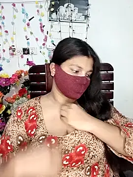 Hot-Angel  online show from 06-14-26, 04:30