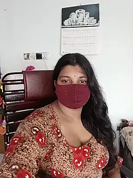 Snapshot of Hot-Angel_ chatting on 06-08-26, 01:28 Hot-Angel online show from 06-08-26, 01:28