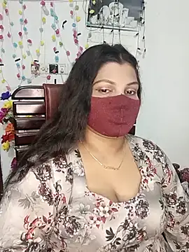 Hot-Angel  online show from 06-25-26, 04:23