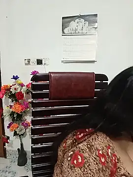 Snapshot of Hot-Angel_ chatting on 05-19-26, 03:30 Hot-Angel online show from 05-19-26, 03:30