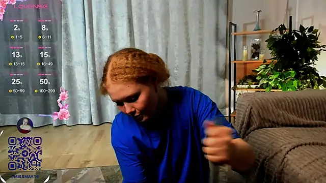 Snapshot of CateDale chatting on 02-23-25, 04:02 CateDale online show from 02-23-25, 04:02