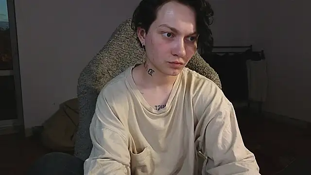esajukyy online show from 06-14-26, 03:57