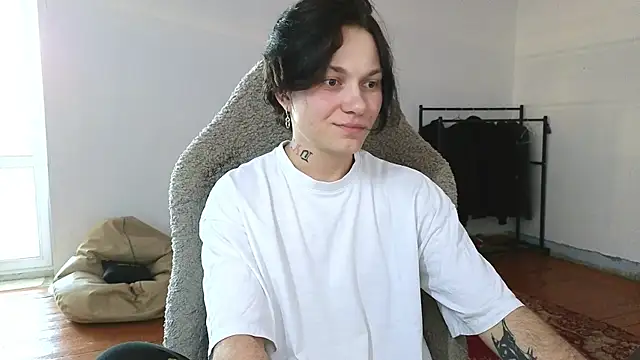 esajukyy online show from 07-01-26, 11:54