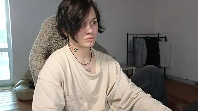 esajukyy online show from 07-09-26, 02:16