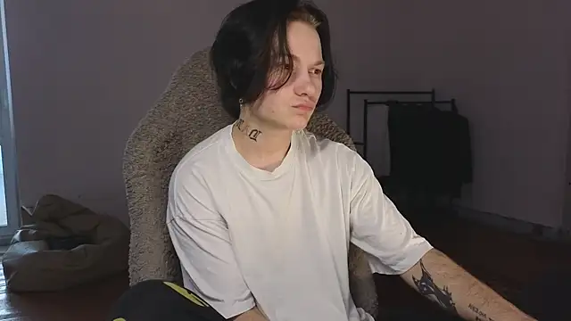 esajukyy online show from 07-23-26, 01:08