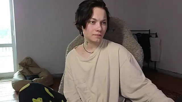 esajukyy online show from 07-11-26, 08:47