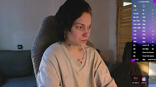 esajukyy online show from 04-08-26, 01:07