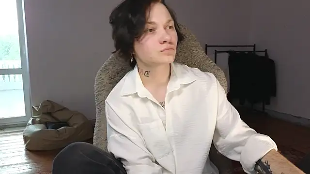 esajukyy online show from 07-22-26, 01:35