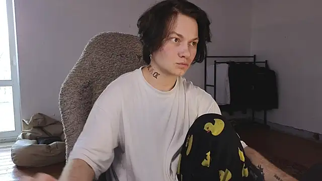 esajukyy online show from 07-20-26, 08:54