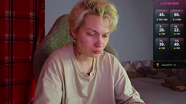 esajukyy online show from 02-10-25, 01:44