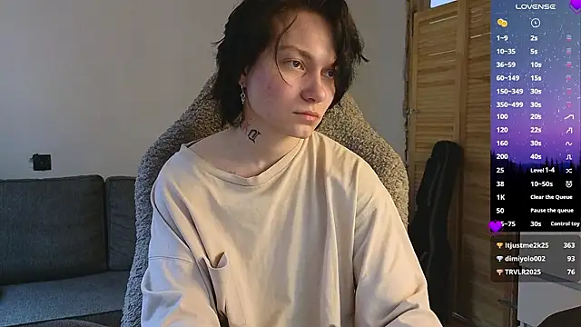 esajukyy online show from 03-29-26, 09:11