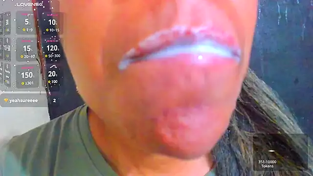 KamariaFyre online show from 11-22-25, 04:11