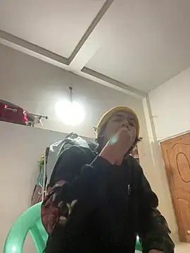 Snapshot of Onlyjishan chatting on 01-01-25, 05:22 Onlyjishan online show from 01-01-25, 05:22