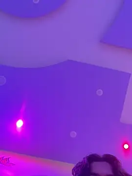 Snapshot of Onlyjishan chatting on 12-18-24, 04:17 Onlyjishan online show from 12-18-24, 04:17