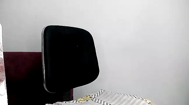 Olivia3 online show from 03-16-25, 05:39