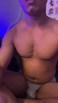 nick  yy online show from 03-10-26, 08:02