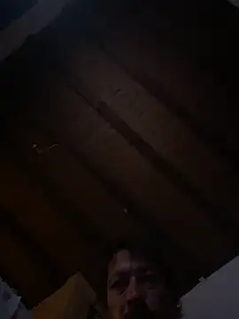 Snapshot of zenzero87 chatting on 10-30-25, 01:26 zenzero87 online show from 10-30-25, 01:26