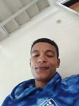 Snapshot of Black_Diamon_ chatting on 06-25-26, 04:10 Black Diamon online show from 06-25-26, 04:10