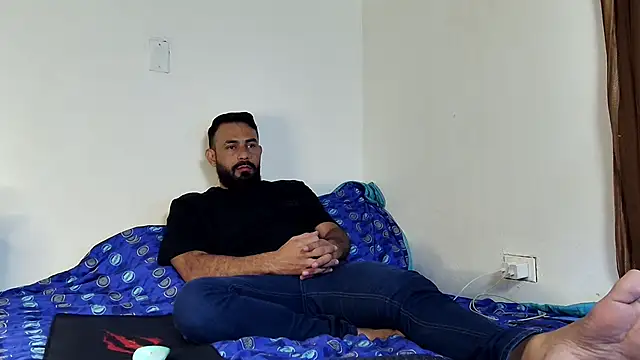 Snapshot of BEN_BLAZE chatting on 03-03-25, 04:47 BEN BLAZE online show from 03-03-25, 04:47