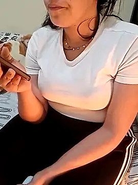 ShadiaStar online show from 02-27-25, 08:31