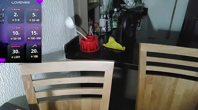 Snapshot of Savinneexotic chatting on 03-20-25, 03:23 Savinneexotic online show from 03-20-25, 03:23