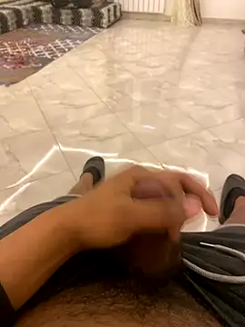 Lahcene online show from 12-20-25, 09:39