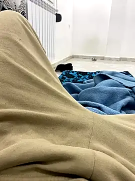 Lahcene online show from 11-21-25, 07:24