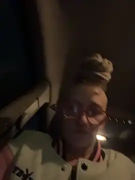 Stonermama666420 online show from 02-01-26, 08:12