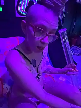 Stonermama666420 online show from 02-04-26, 05:13