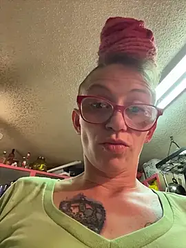 Stonermama666420 online show from 04-18-26, 04:48