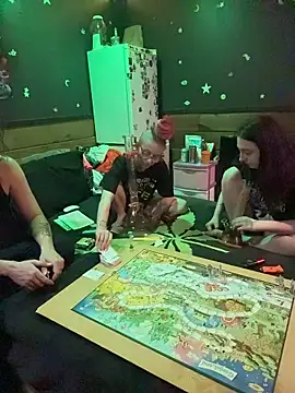 Stonermama666420 online show from 04-20-26, 04:15