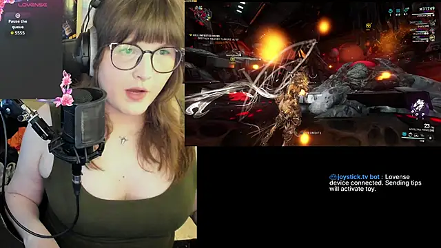 Snapshot of HannahCastle96 chatting on 02-06-26, 01:01 HannahCastle96 online show from 02-06-26, 01:01