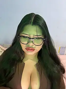 Snapshot of CANELA_9911 chatting on 06-17-26, 11:25 CANELA 9911 online show from 06-17-26, 11:25