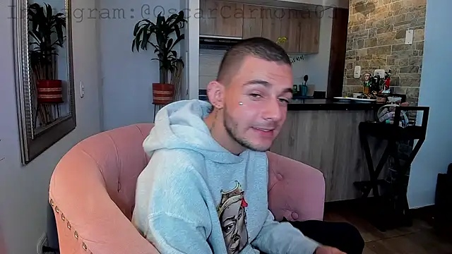 Snapshot of AbadSpears chatting on 03-20-25, 06:42 AbadSpears online show from 03-20-25, 06:42