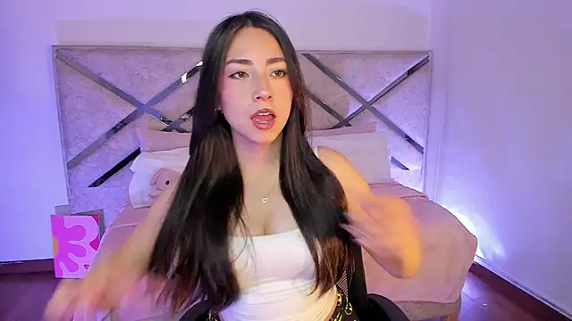 Melody 04 online show from 10-29-25, 02:21