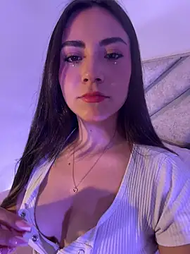 Melody 04 online show from 11-20-25, 03:40