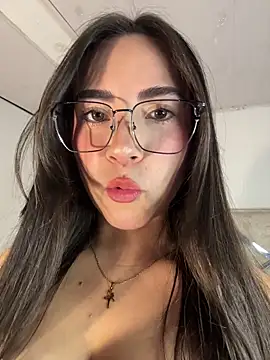 Melody 04 online show from 04-04-26, 04:19