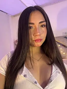 Melody 04 online show from 01-14-26, 03:43