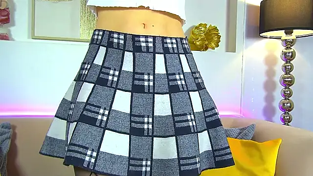 VictoriaArdern online show from 12-03-25, 07:13