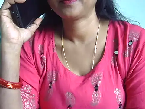 Snapshot of Suhana-sapna chatting on 12-16-25, 05:11 Suhana-sapna online show from 12-16-25, 05:11
